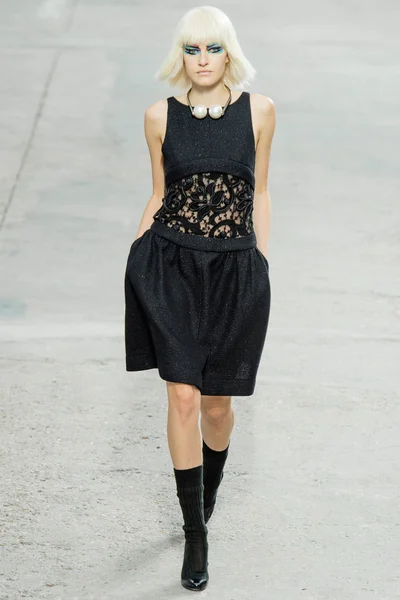 Look 54